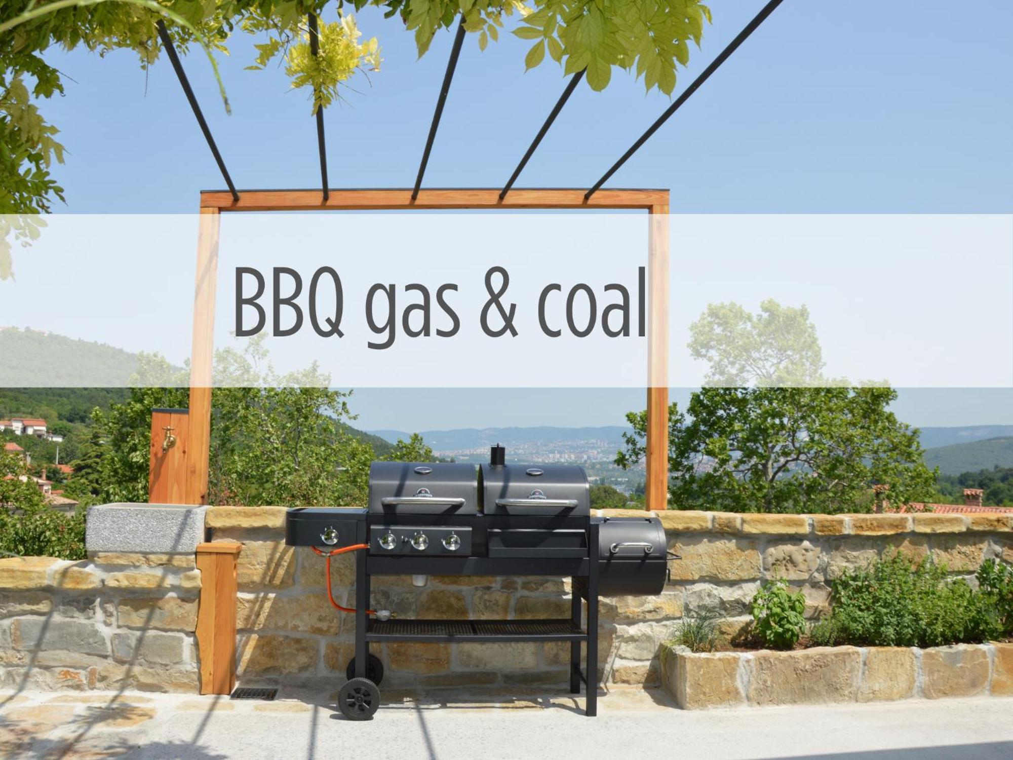 Casa Miranda - Family Comfort In A Quiet Area, Near The Sea, With Bbq And Free Parking Zgornje Skofije Eksteriør billede